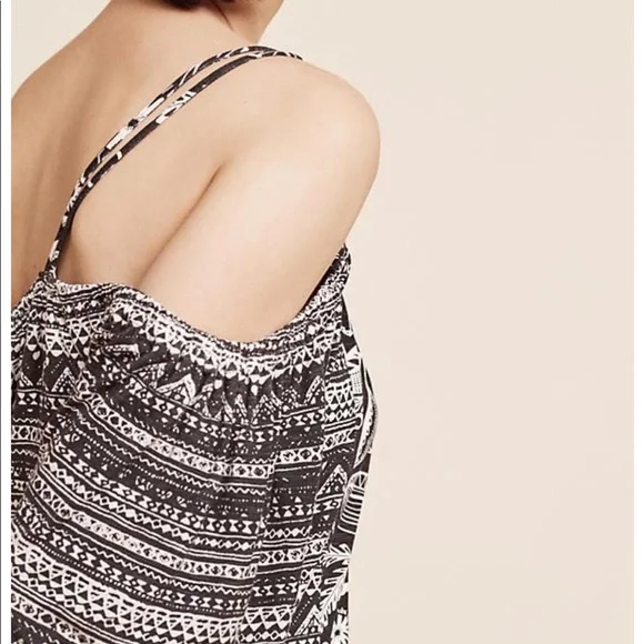 Anthropologie Reeve Open Shoulder Top - Picture 3 of 7